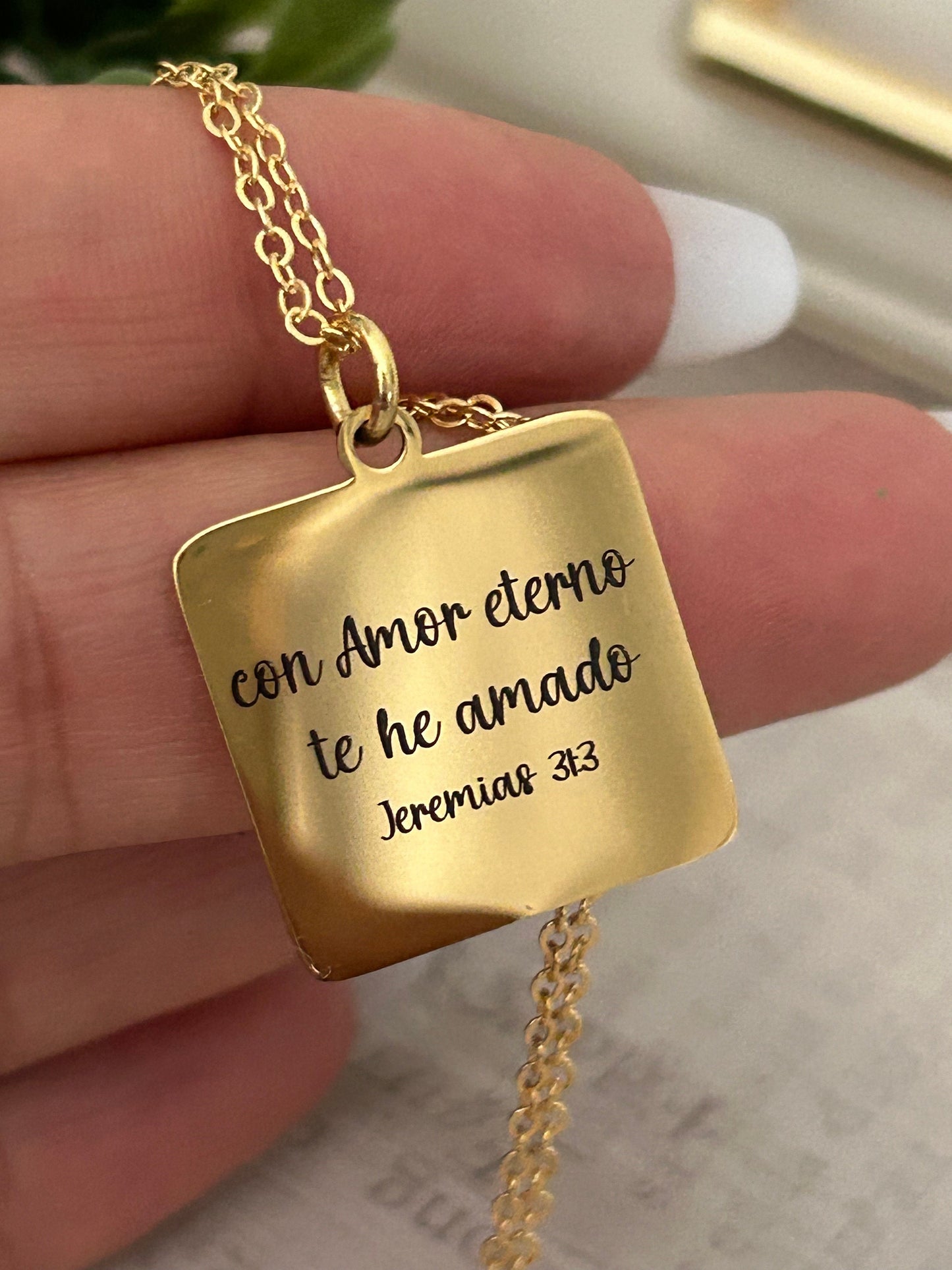 I have Loved you with an Everlasting Love Bible Verse Necklace, Spanish, 16K Gold Plated, Christian gifts, Mothers Day Gift, Scripture Charm