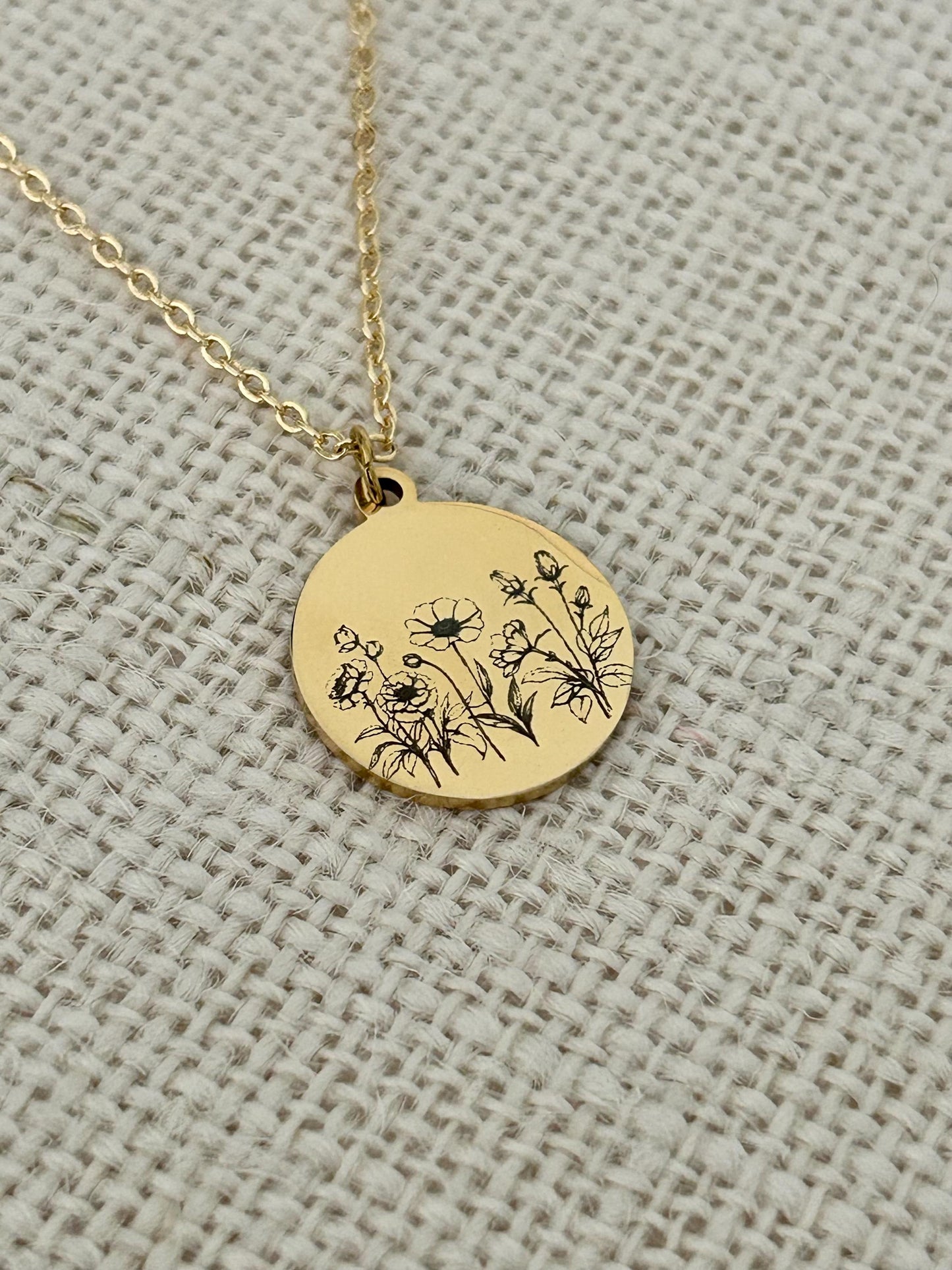 Personalized Engraved Flower Necklace, 14K Gold Plated, Birthday Gift for Her, Flower Bouquet Necklace