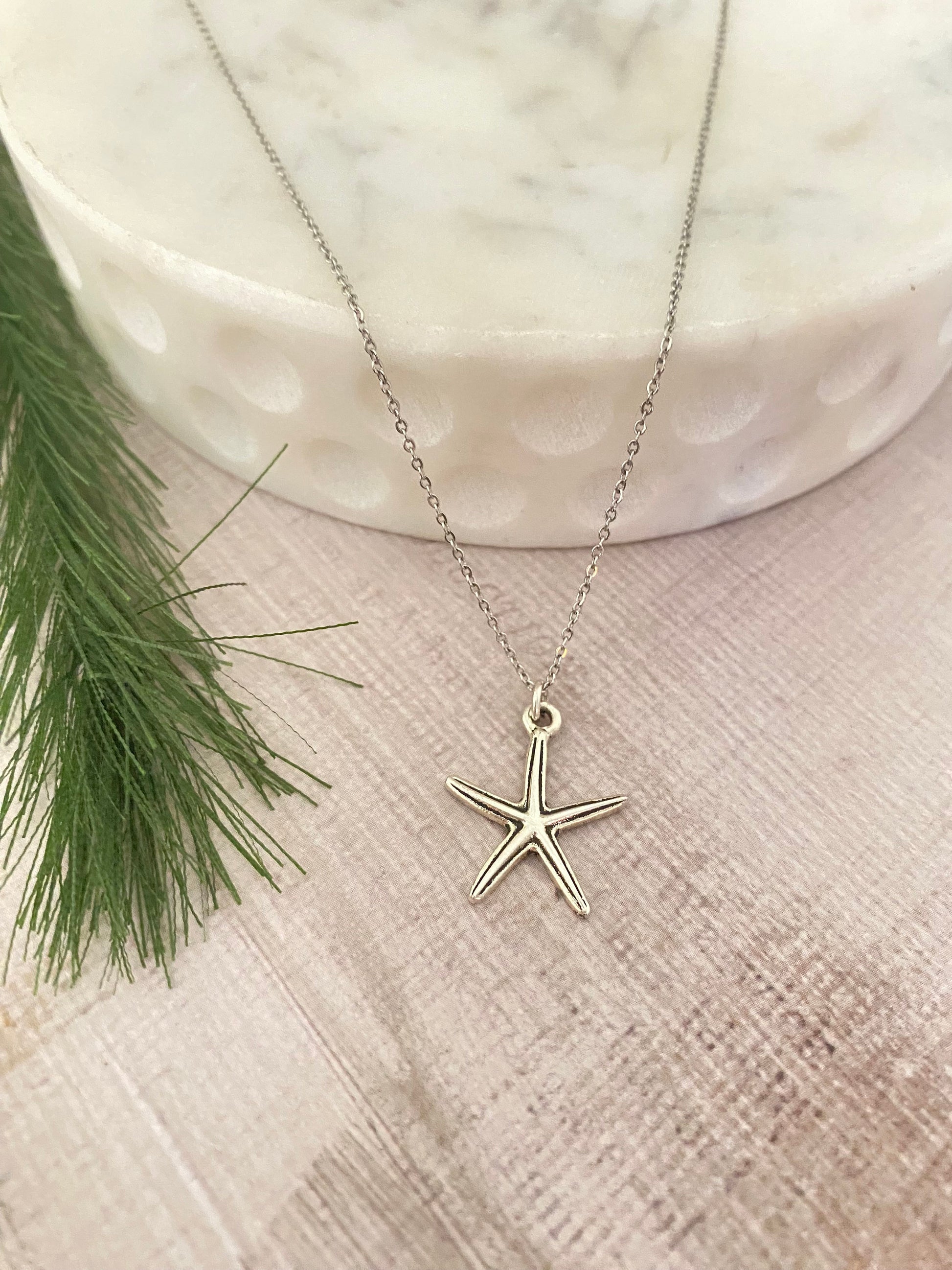 Stainless Steel Starfish Necklace, Summer Jewelry, Beach Gifts, Ocean Sea Charms, Dainty Necklace, Starfish Pendant