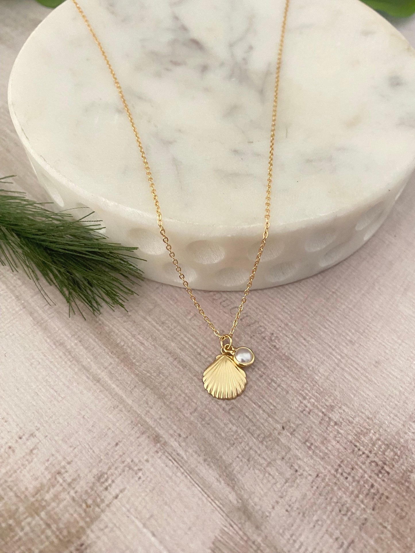 Dainty Gold Seashell and Pearl Necklace Tiny Pendant Beach Gift Sea Charms Scallop Shell Summer Jewelry 16K Gold Plated minimalist