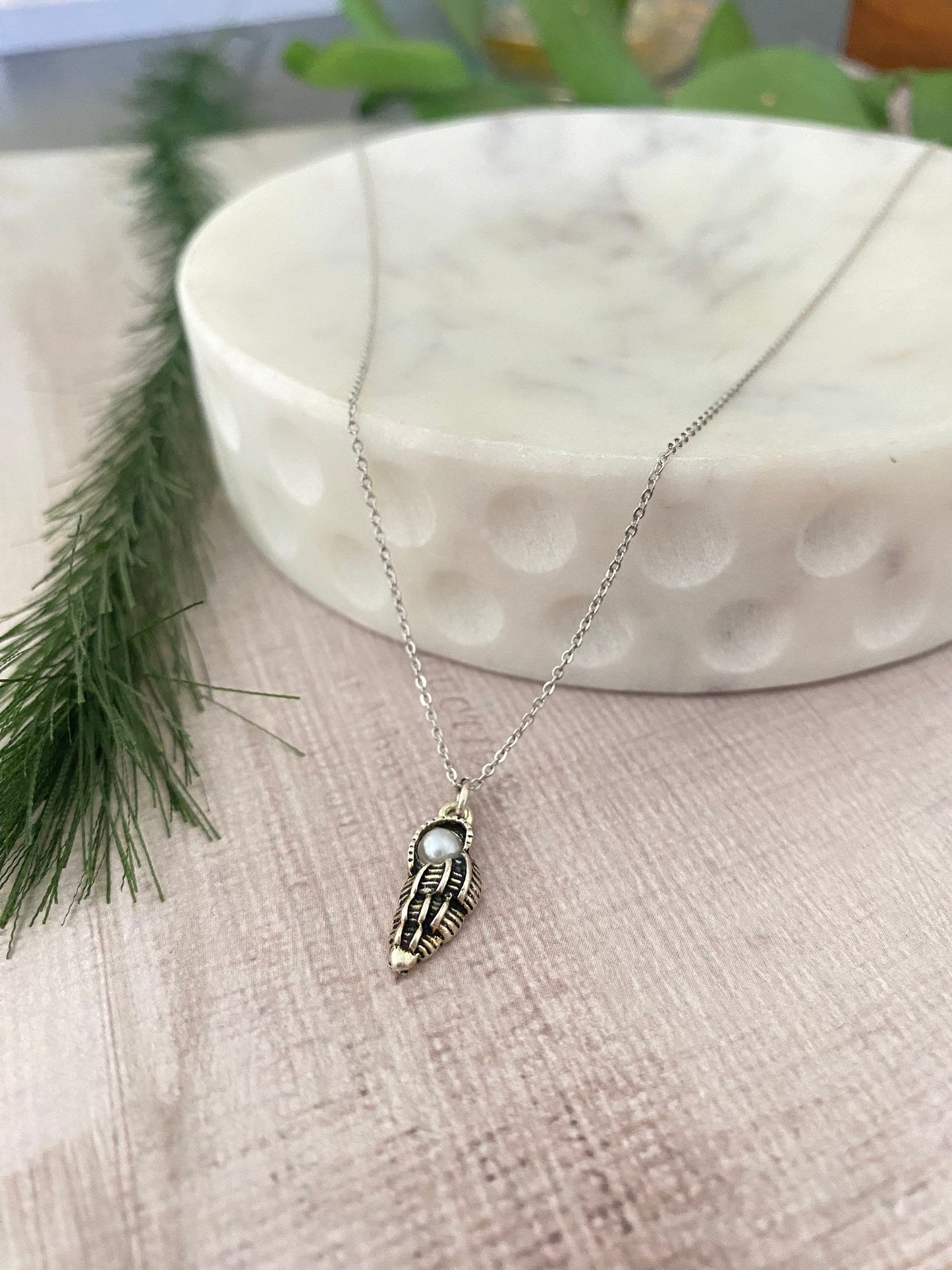 Silver Dainty Shell necklace, Ocean Sea Charms, Summer Jewelry, conch shell, beach necklace, spiral shell pendant, sea shell jewelry