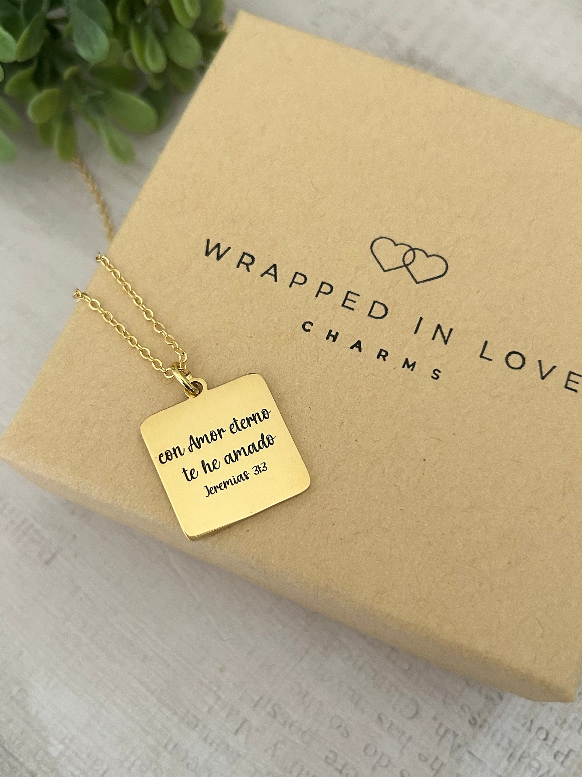 I have Loved you with an Everlasting Love Bible Verse Necklace, Spanish, 16K Gold Plated, Christian gifts, Mothers Day Gift, Scripture Charm