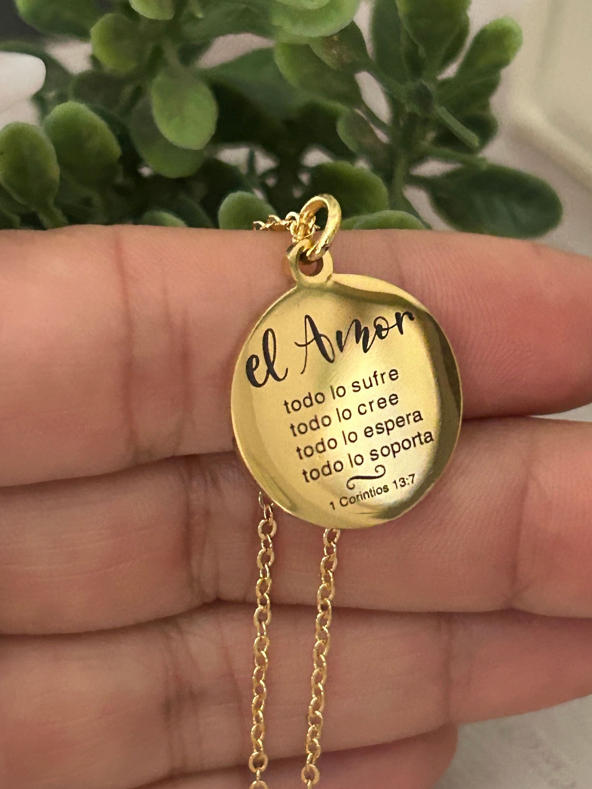 Love Never Fails Gold Necklace in Spanish, El Amor, Christian Jewelry Gifts, Scripture Necklace, Bible Verse Jewelry, Gift for Her