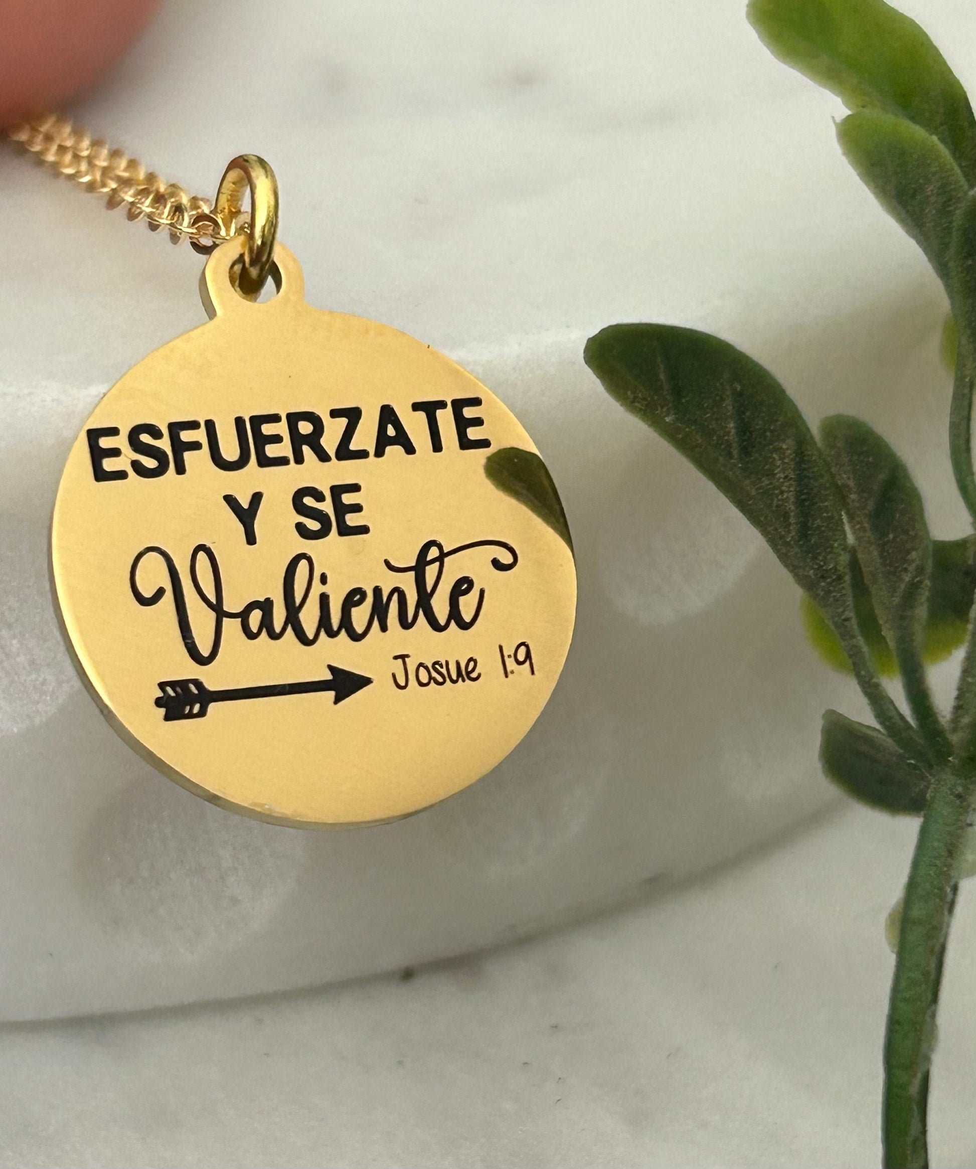 Be Strong And Courageous Gold Necklace Spanish, Esfuerzate y se Valiente, Bible Verse Charms, Christian Gifts, Scripture Jewelry, Joshua 1:9