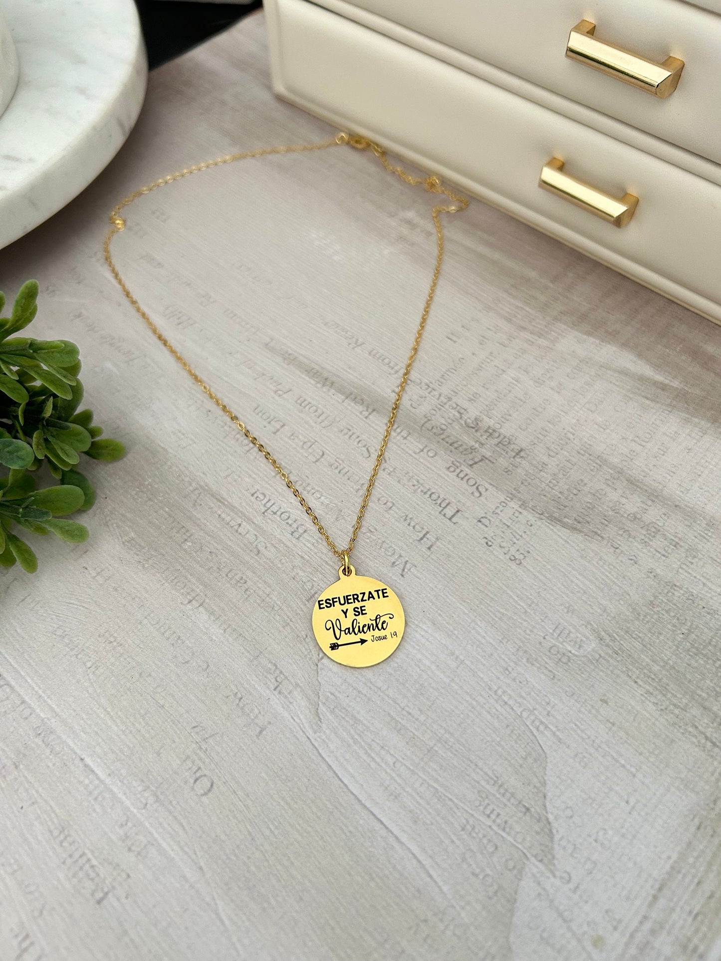 Be Strong And Courageous Gold Necklace Spanish, Esfuerzate y se Valiente, Bible Verse Charms, Christian Gifts, Scripture Jewelry, Joshua 1:9