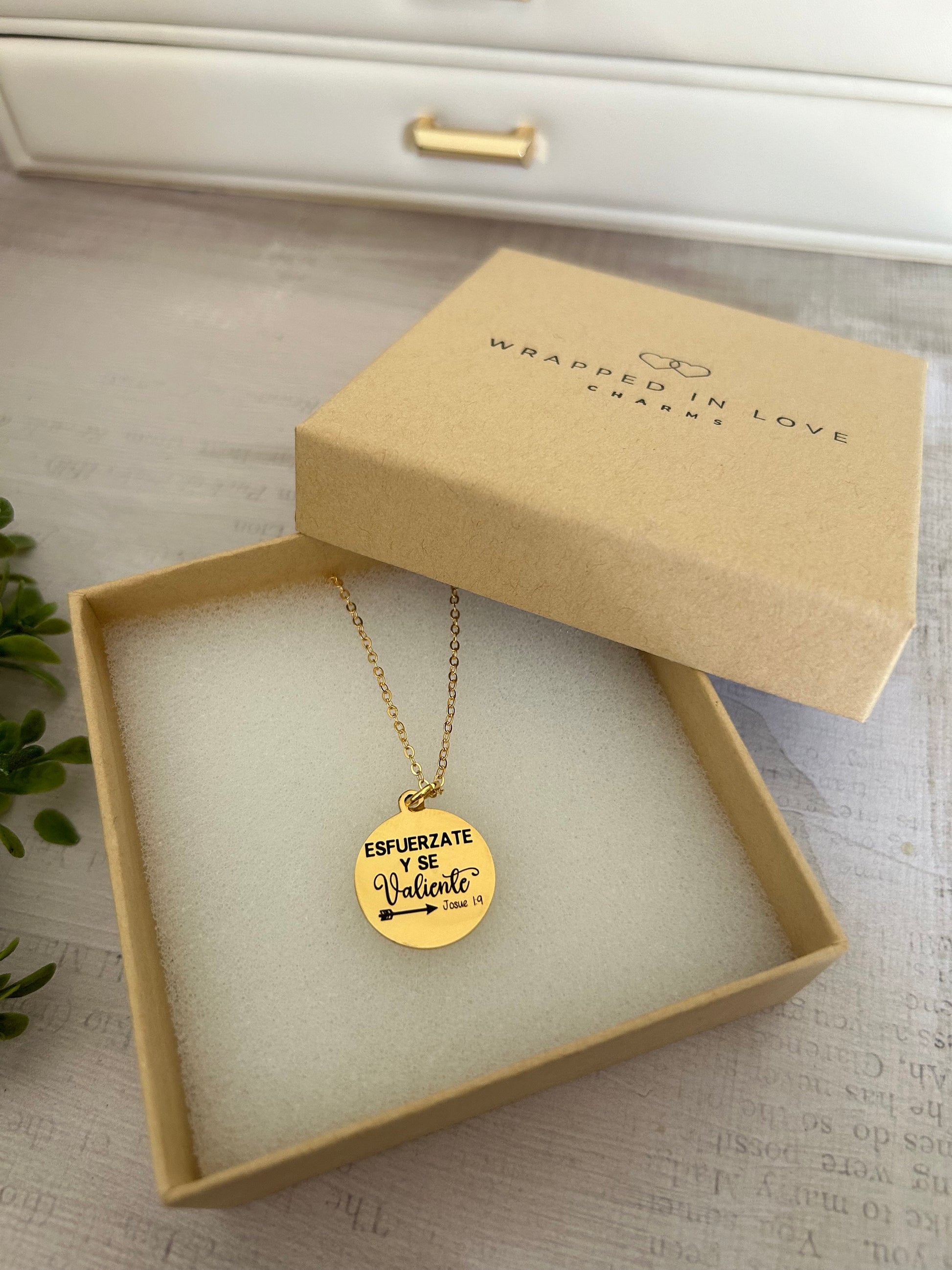 Joshua 1:9 Necklace, Be Strong And Courageous in Spanish, Bible verse Necklace, Esfuerzate y se Valiente, Christian Gifts, Scripture Jewelry