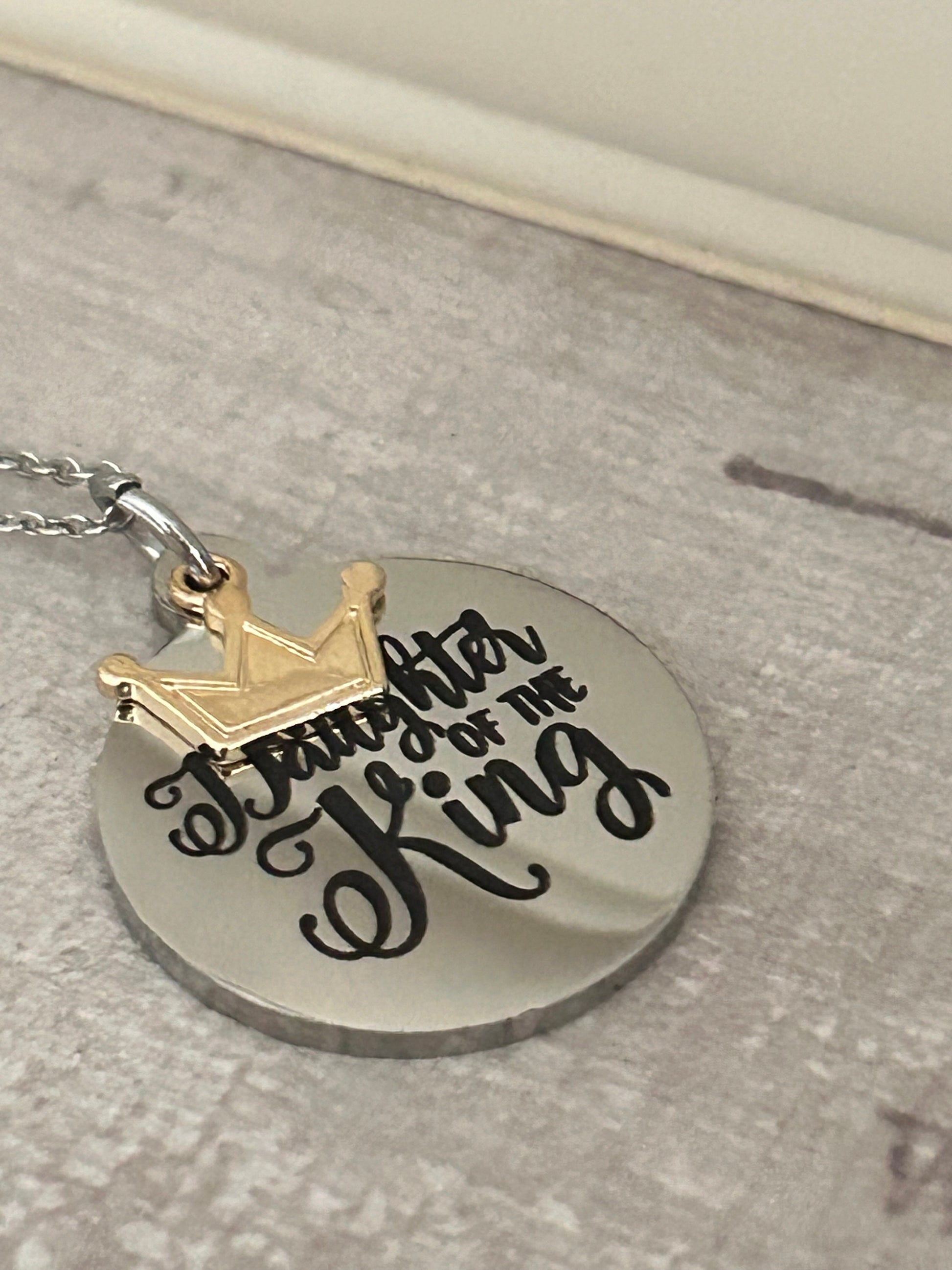 Daughter of The King Bible Verse Silver Necklace, Christian Jewelry Gifts, Scripture Quote Necklace, Gift for Daughter, Crown Charm Pendant