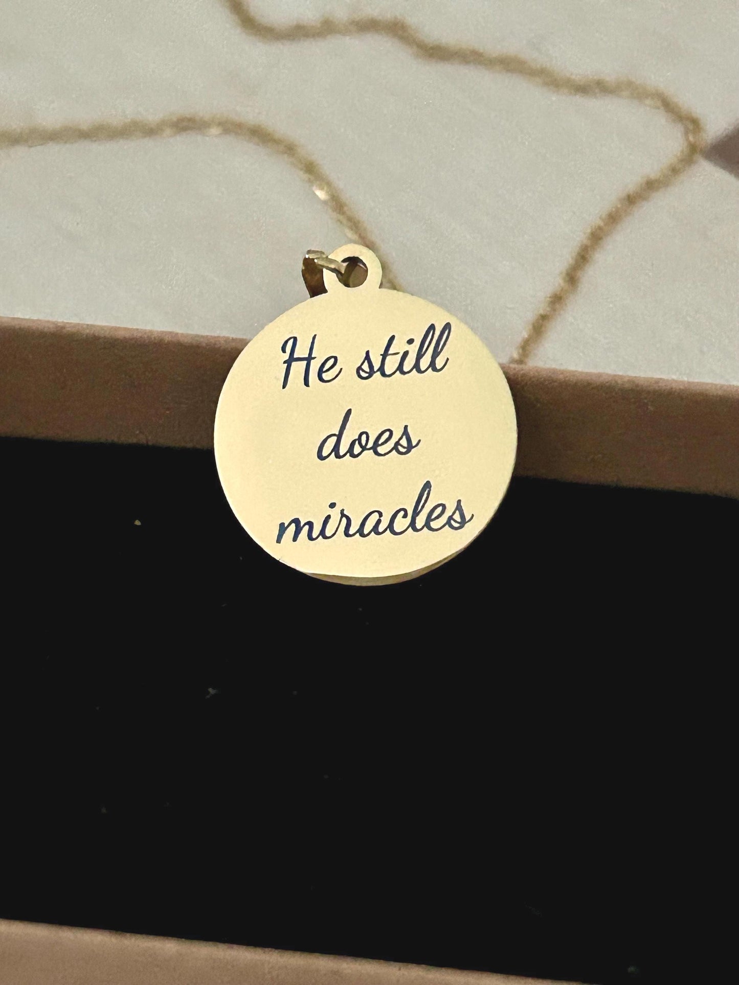 He Still Does Miracles Necklace, Christian Gifts, Inspirational Jewelry, Gifts for Mom, Meaningful Gifts,Faith Jewelry, Christian Quote Gift