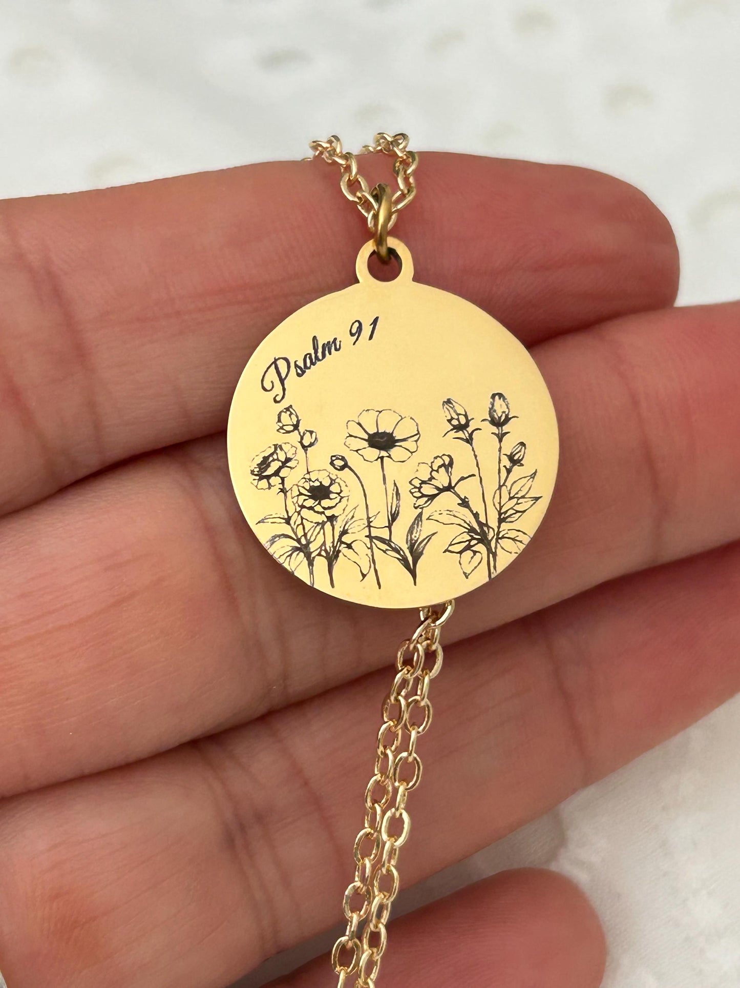 Psalm 91 Necklace for Protection | Engraved Flower Bouquet Pendant | Christian Gift for Women | Faith Jewelry Mothers Day Gift