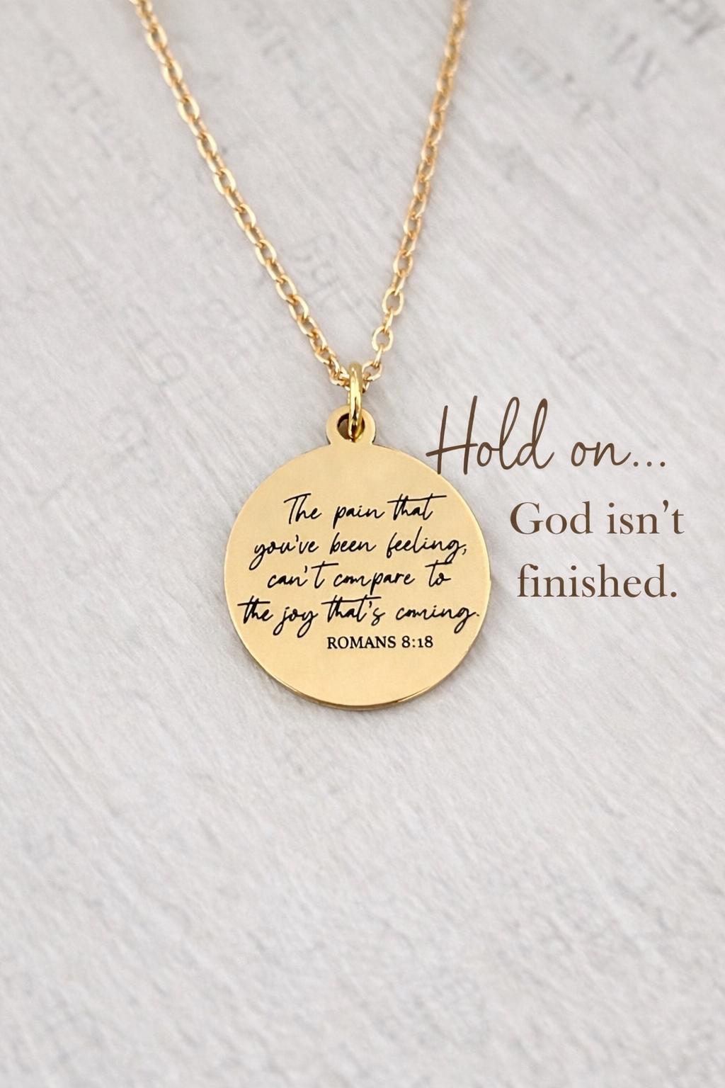 Romans 8:18 Necklace, The Pain You’ve Been Feeling Can’t Compare Necklace, Christian Encouragement Gift, Faith Jewelry for Women, Bible Vers