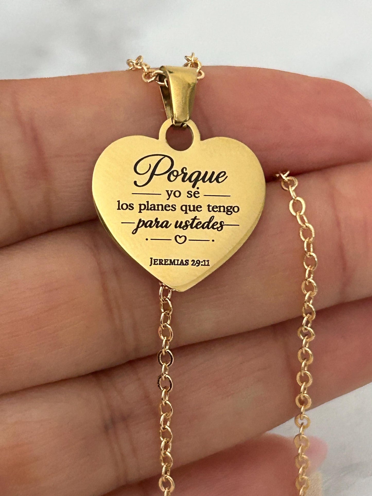 Jeremías 29:11 Necklace in Spanish | Christian Gift for Women | Gold Heart Bible Verse Necklace | Regalo Cristiano para Mujer, Faith Jewelry
