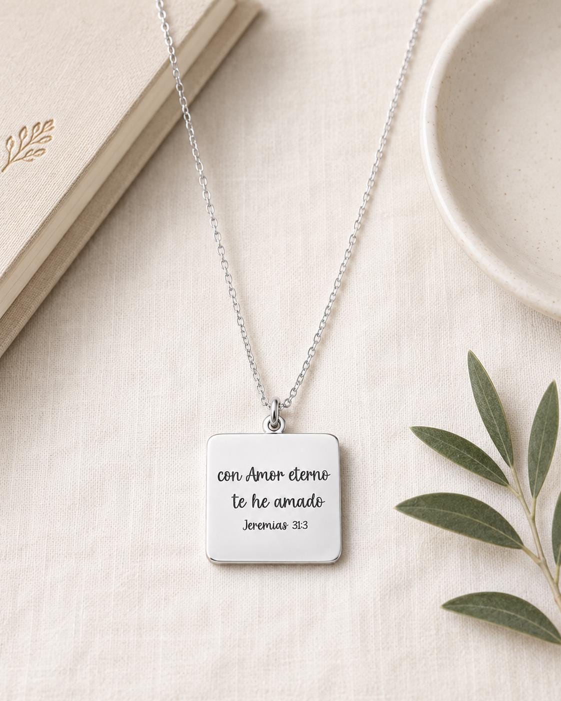 Collar Con Amor Eterno Te He Amado, Jeremías 31:3, Joyería Cristiana en Español, Collar Bíblico, Regalo de Fe para Mujer
